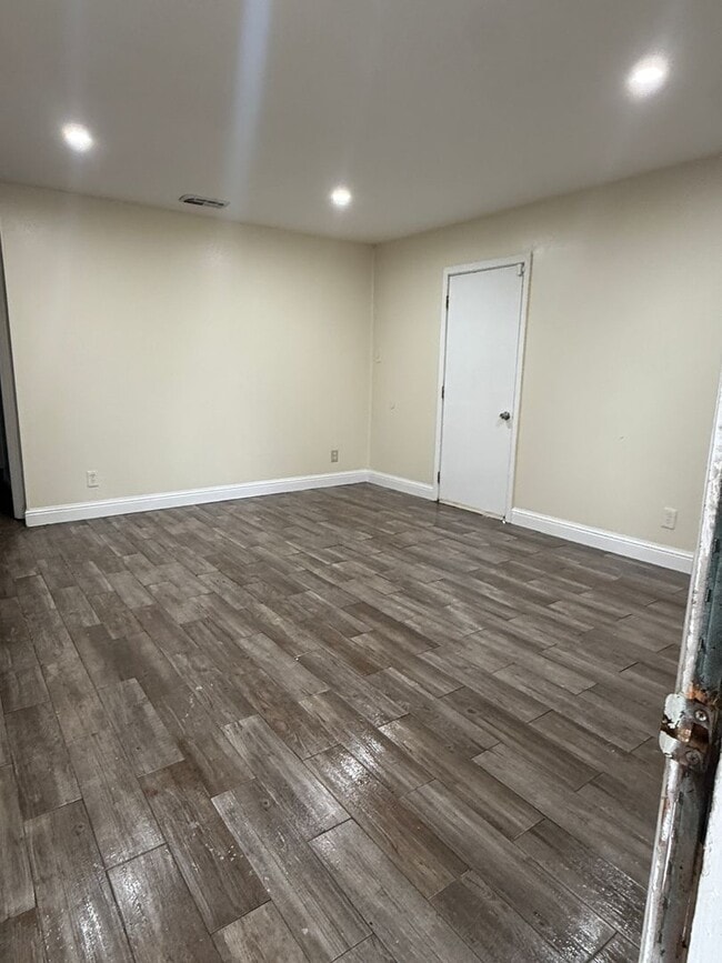 Photo - Newly Renovated 4 Bedroom 1.5 Bathroom Family Home