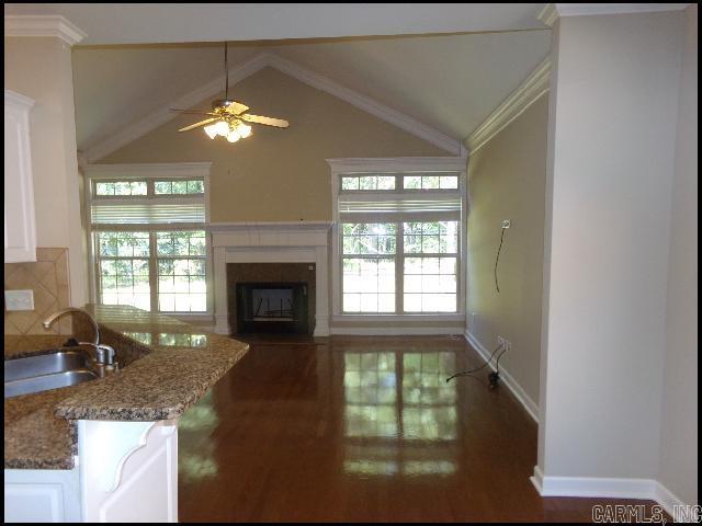 31 Bristol Ct