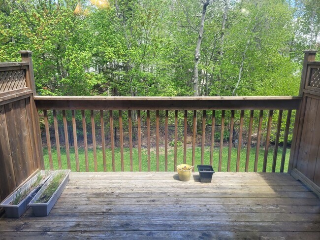 Photo - 121 Larkview Terrace