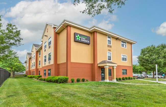 Exterior - Furnished Studio - Linthicum Heights Rental