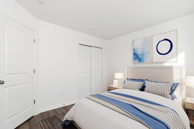 Photo - 960 Lorewood Grove Rd