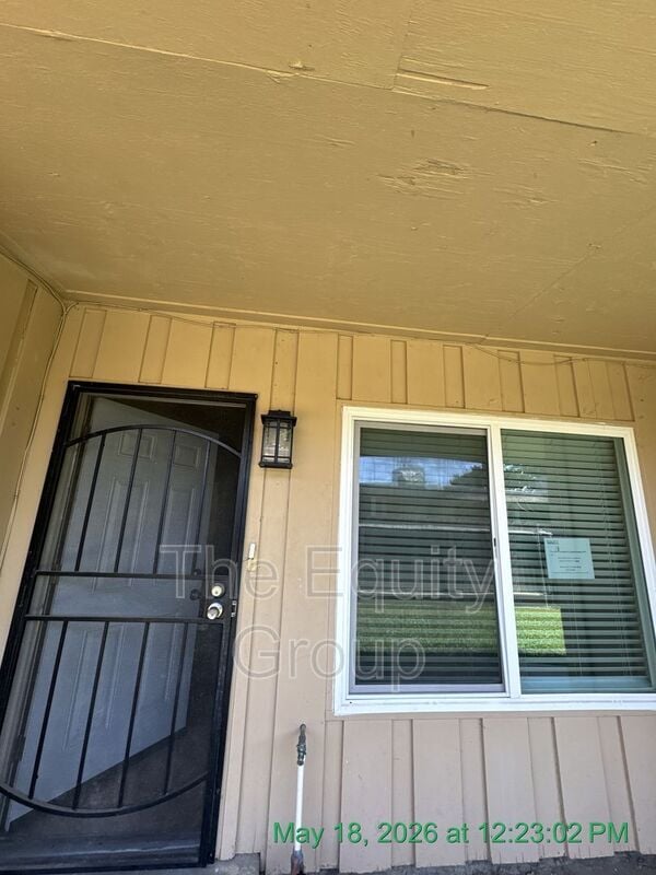 Photo - 1140 W Tulare Ave Unit C