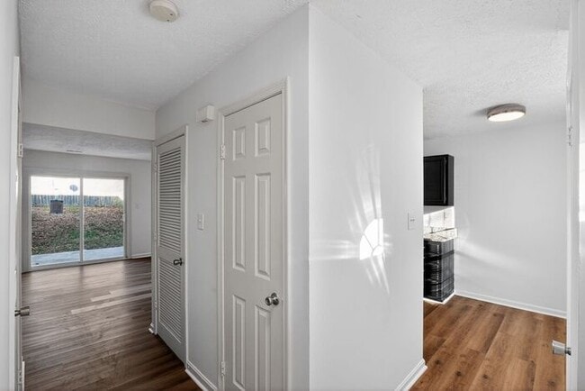 Photo - 21864 Ronald Dr