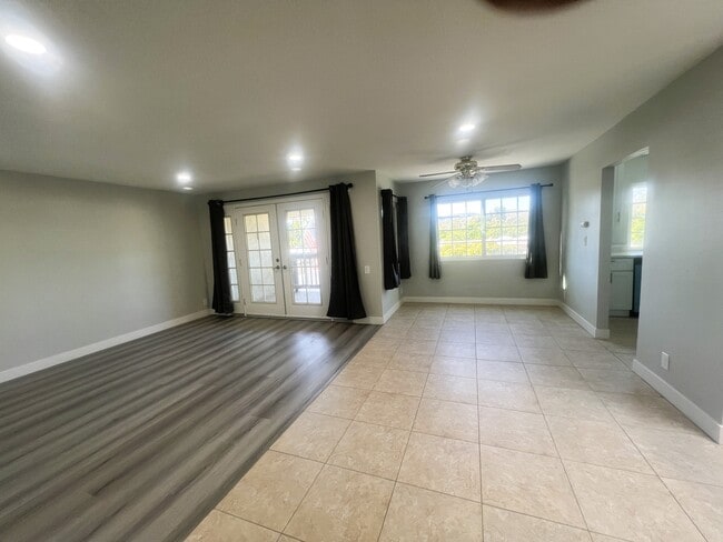 Building Photo - 23322 Caminito Andreta Unit ..