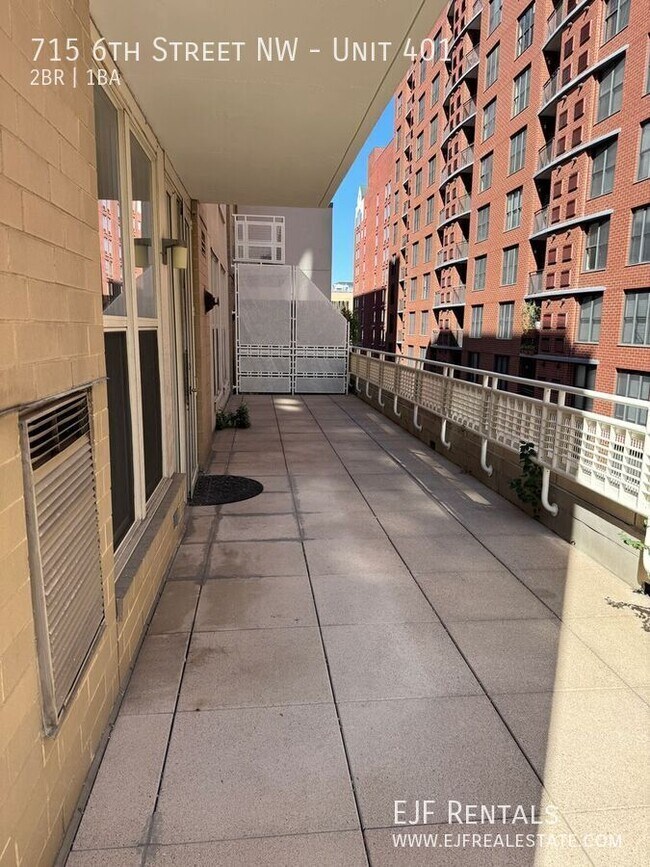 Photo - 715 6th St NW Unit 401