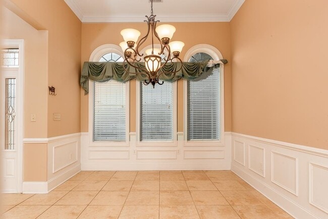 Photo - 205 Utopiate Ct