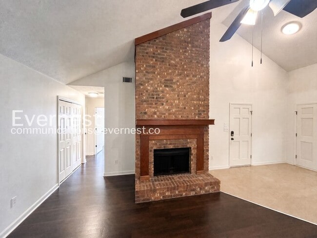 Photo - 3615 Winterberry Ln