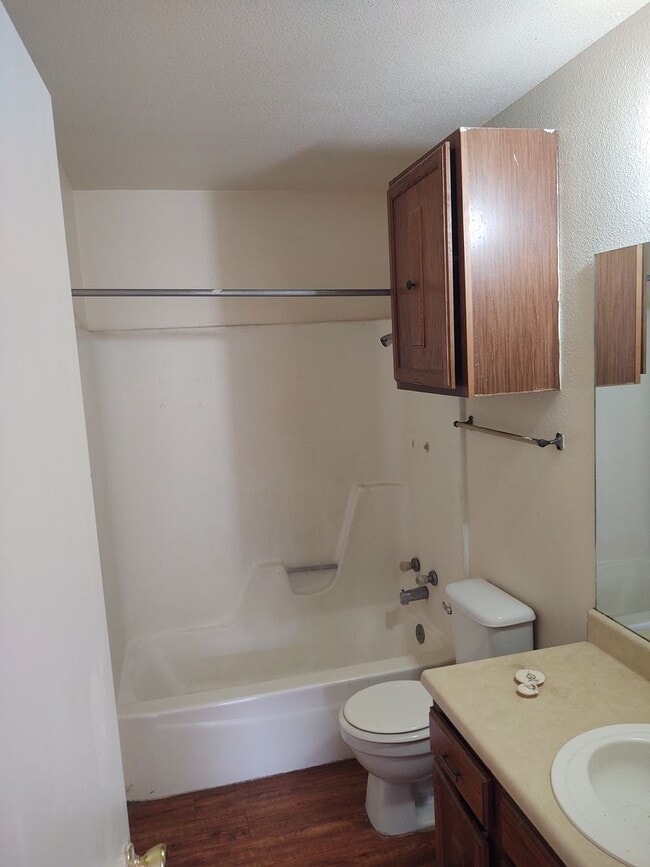 624 Mill St Unit 624B