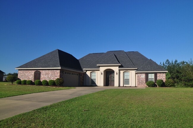 Building Photo - 560 Hickory Ridge Rd