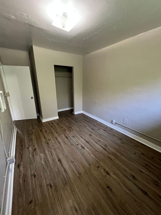 4113 Dorris St Unit B