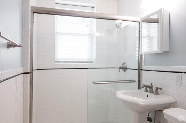 Photo - 12 Shore Lane-