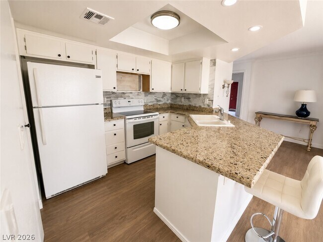 Photo - 8600 W Charleston Blvd Unidad 1127