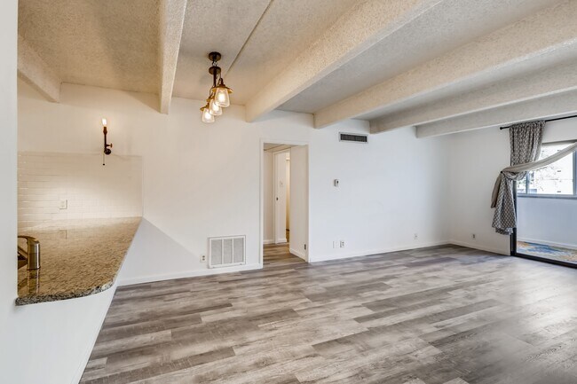 Photo - 777 N Washington St Unit 206