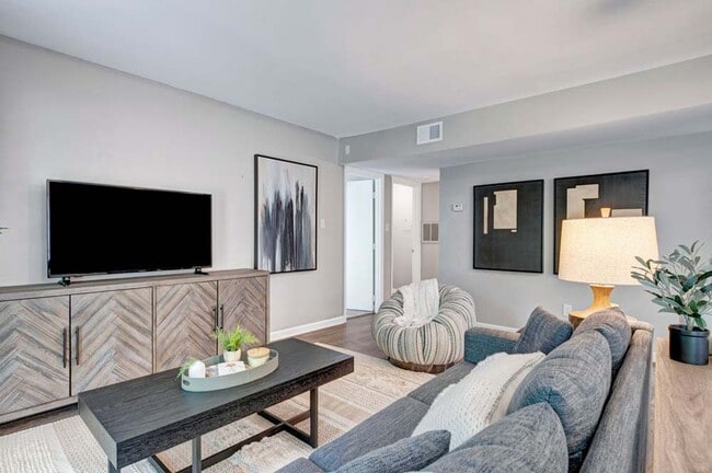 Photo - Triangle Place