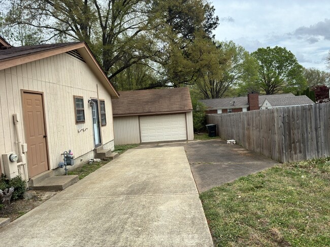 Photo - 3816 Haynes Rd