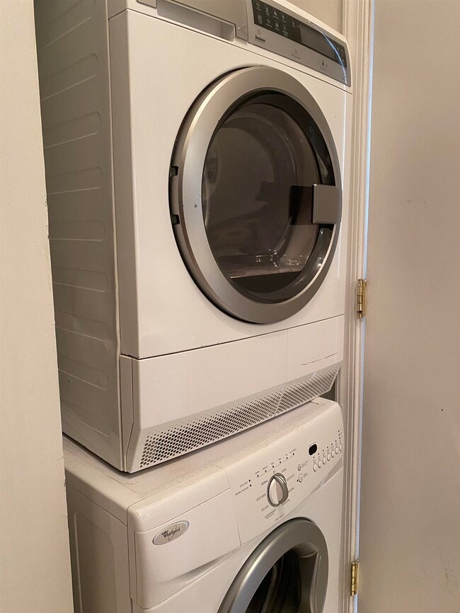 Photo - 257 York St Unit 3