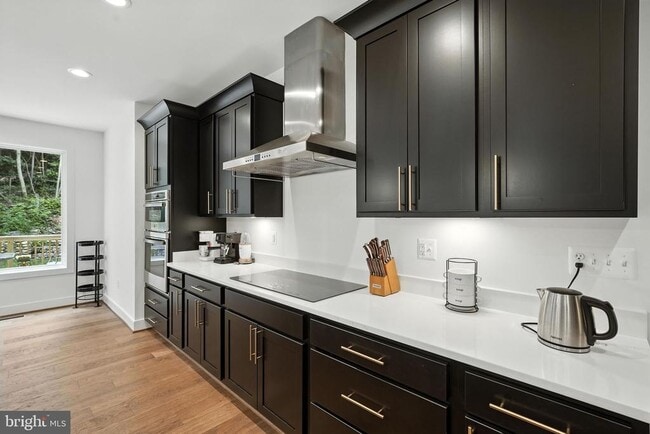 Photo - 5604 Clermont Dr