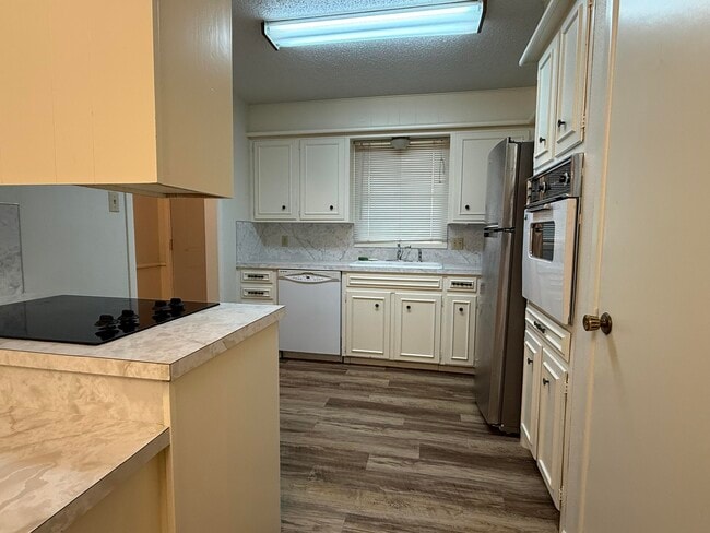 Photo - 3816 43rd St