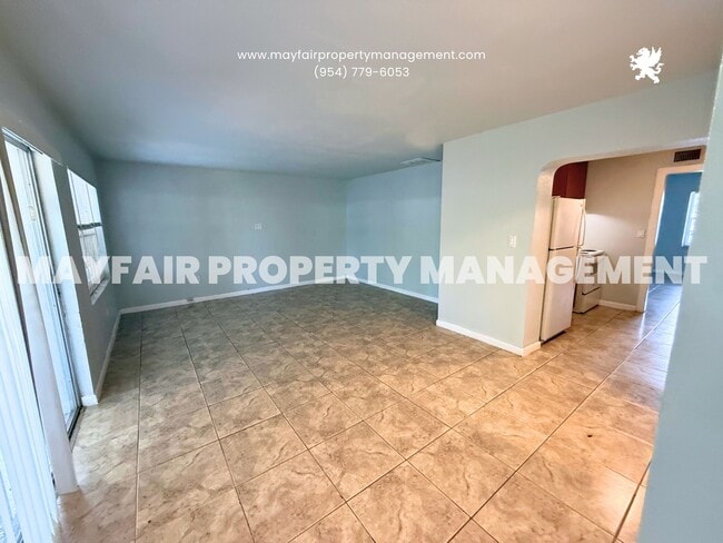 Photo - 400 Opa-Locka Blvd