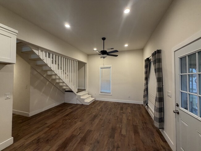 Photo - 10046 Larkin Rd