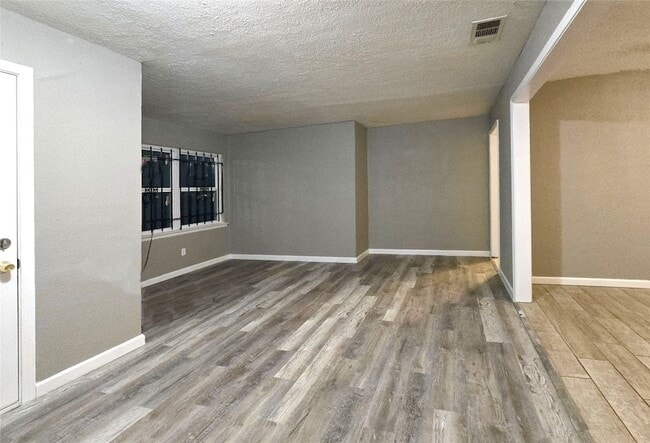 Photo - 12008 Bellafonte Dr