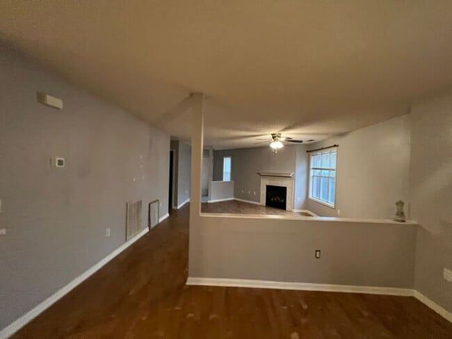 Photo - Breezewood Condo, 2 Brd/2bath Screen Porch... Unit Apt 101
