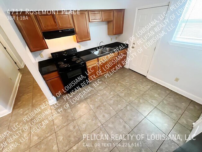 Photo - 4717 Rosemont Pl