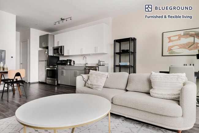 Photo - 2340 N California Ave Unit SI FL4-ID1378