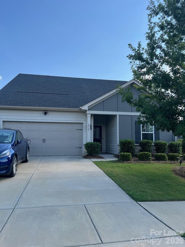 Photo - 8921 Pennegrove Cir