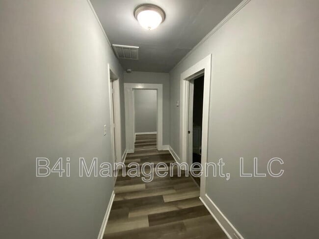 Photo - 513 N 13th St