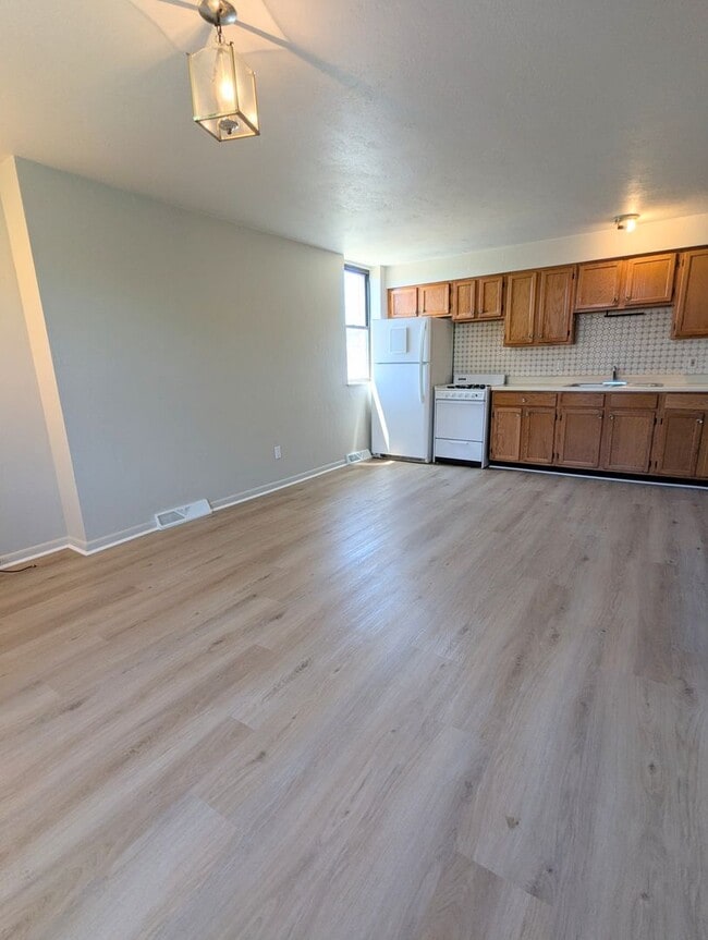 Photo - har3227 Unit 3
