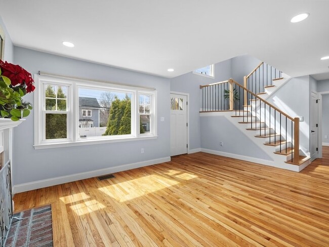 Photo - 165 Hartford St