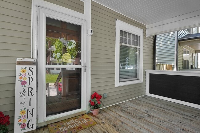Photo - 963 S 22nd St
