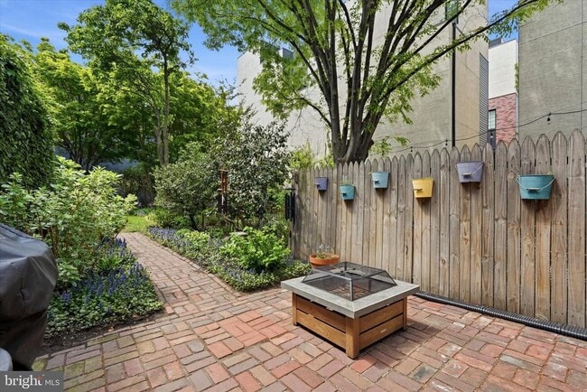 Photo - 1118 Shackamaxon St