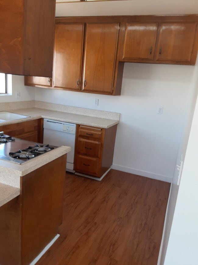 Photo - 112 S Delano St Unit 4