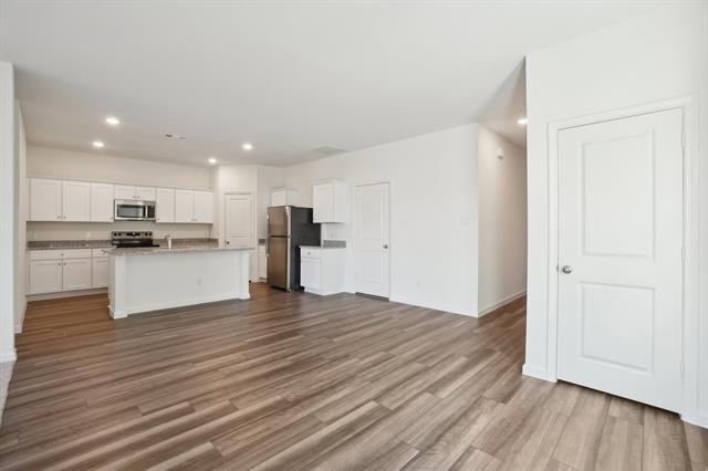 Photo - 2104 Prairie Ln