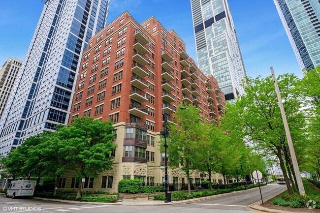 Building Photo - 1250 S Indiana Ave Unit 701 Rental