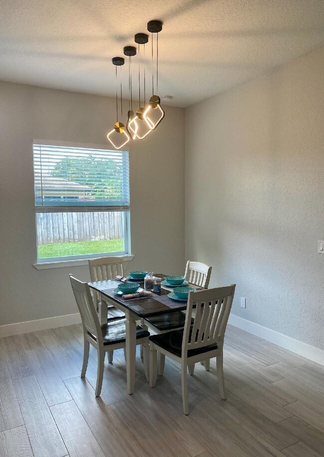 Photo - 3310 SW Savona Blvd