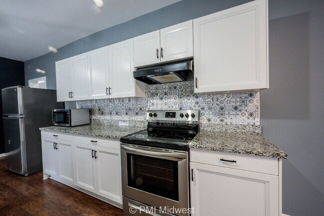 Photo - 3159 E Washington St