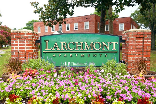 Photo - Larchmont Apartments