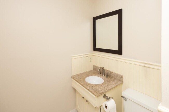 Photo - 9619 Outlook Dr