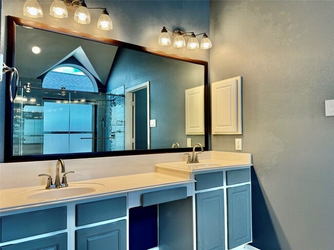 Building Photo - 15434 Bay Tree Landing