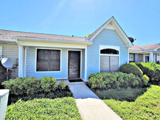 Single Story Condo FOR RENT Decatur 2BR - Single Story Condo FOR RENT Decatur 2BR