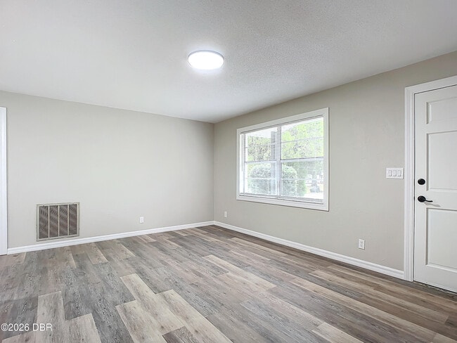 Photo - 1003 2nd St
