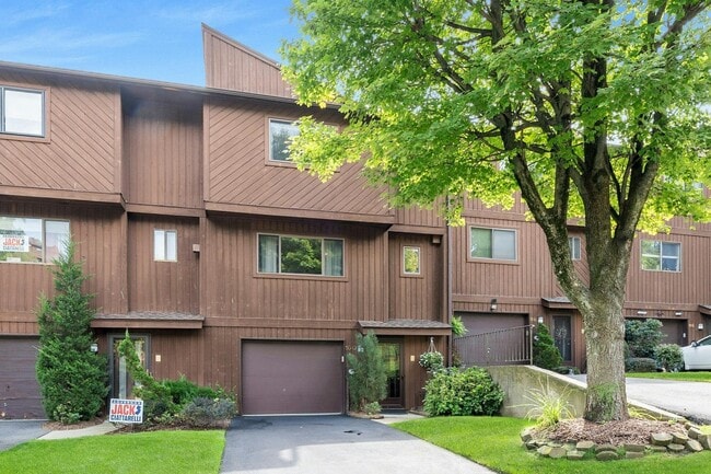 Photo - 100 Metro Vista Dr