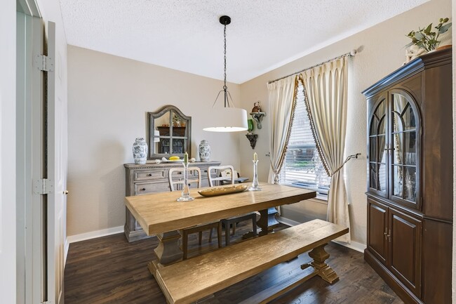 Photo - 7243 Chinquapin Dr