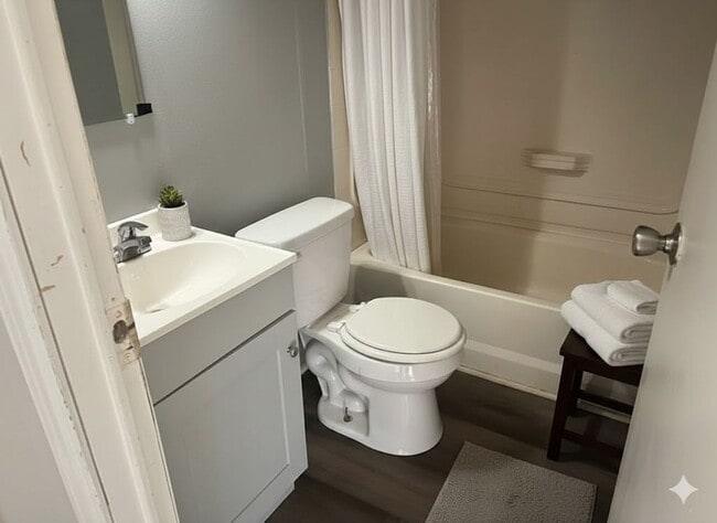 Photo - 3-bedrooms and 2-bathrooms Mobile-home