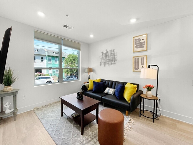 3619 12th St NE Unit SI ID1573078P