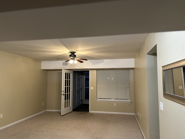 Photo - 2269 S Main St Unidad 2269 S.Main St.