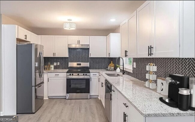 Photo - 1523 Delia Dr